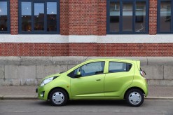 Sizing Up Efficiency: Discovering the Best Small Cars for City Commutes